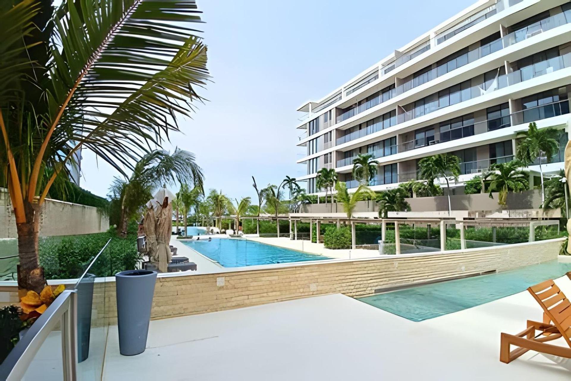 Apartment Lujoso, Ultimo Piso Con Salida Directa A La Playa *