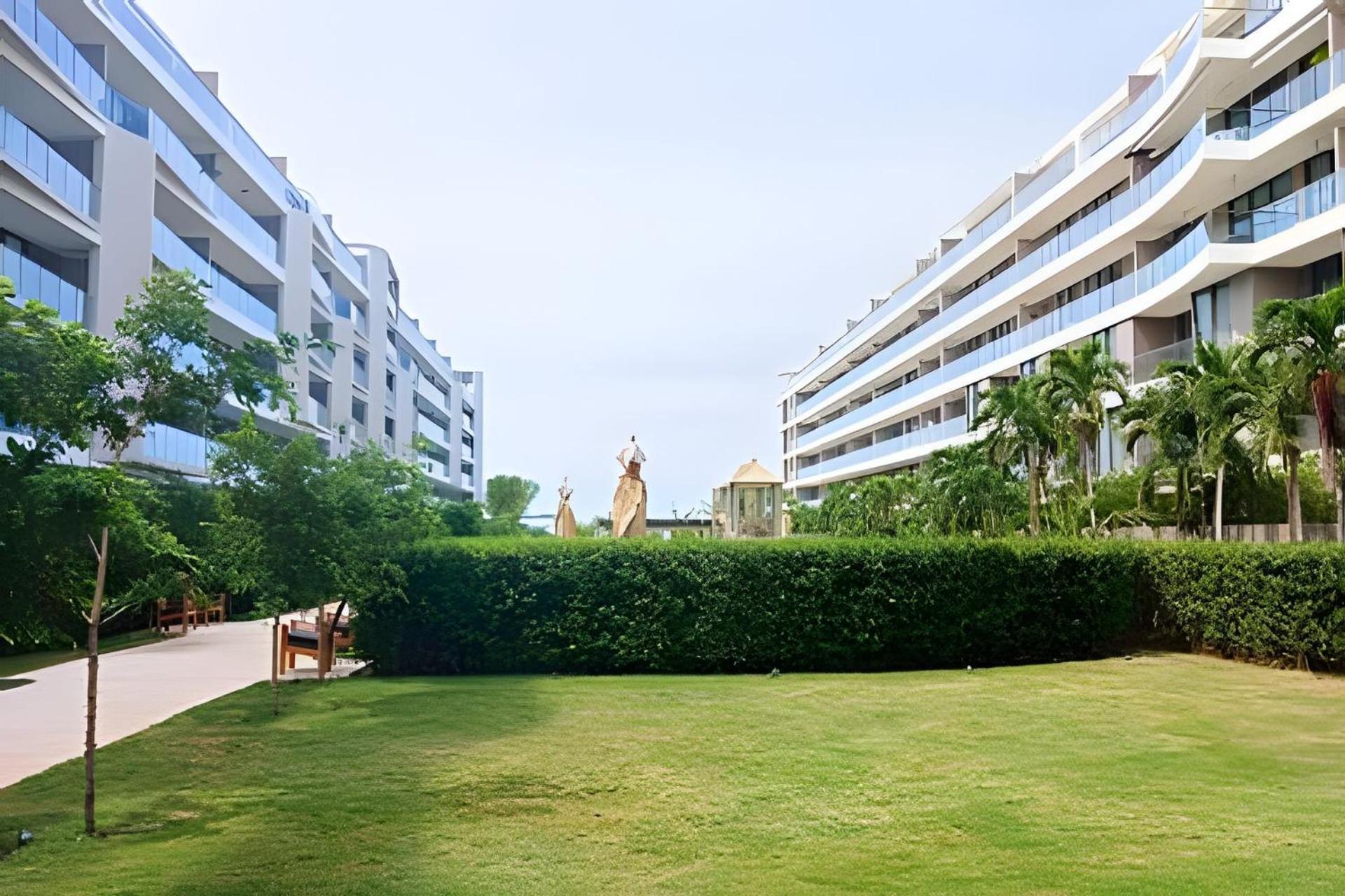 Apartment Lujoso, Ultimo Piso Con Salida Directa A La Playa *
