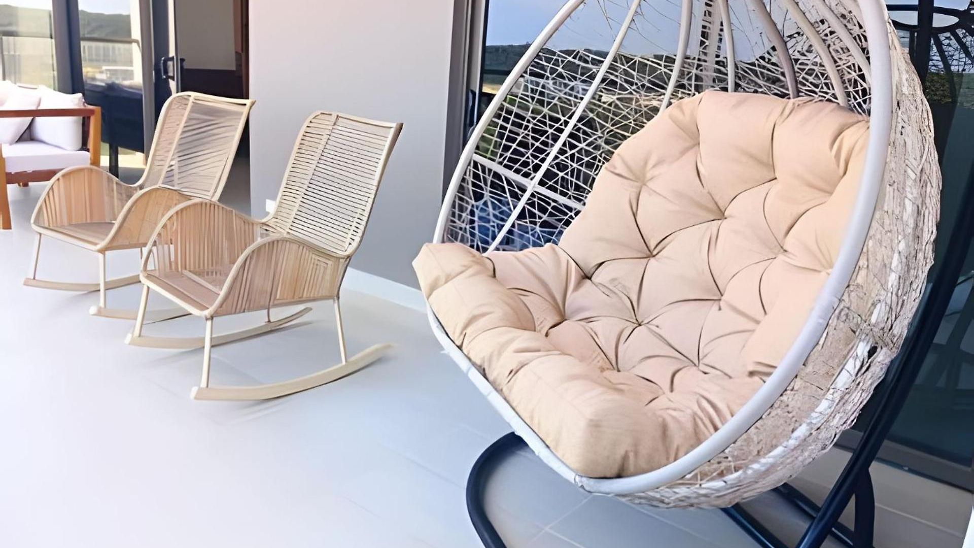 Apartamento Lujoso, último Piso Con Salida Directa A La Playa *