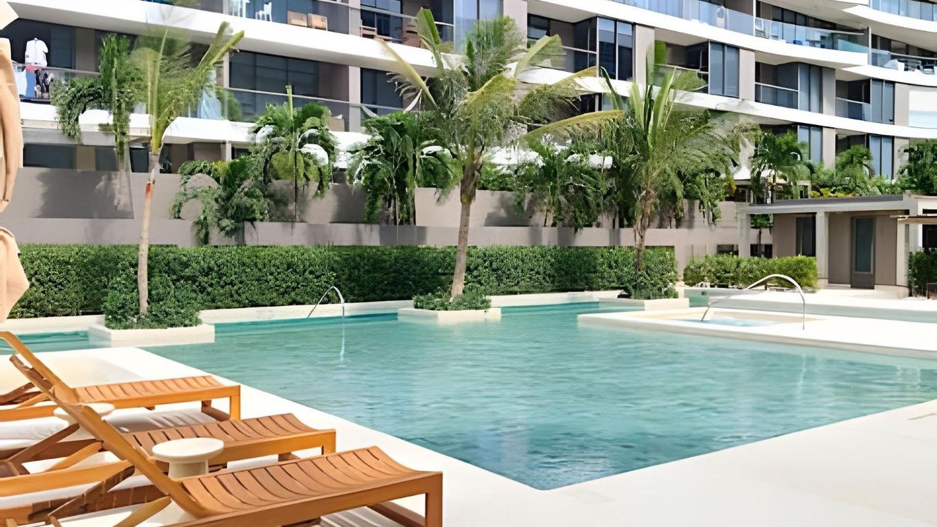 Apartamento Lujoso, último Piso Con Salida Directa A La Playa *