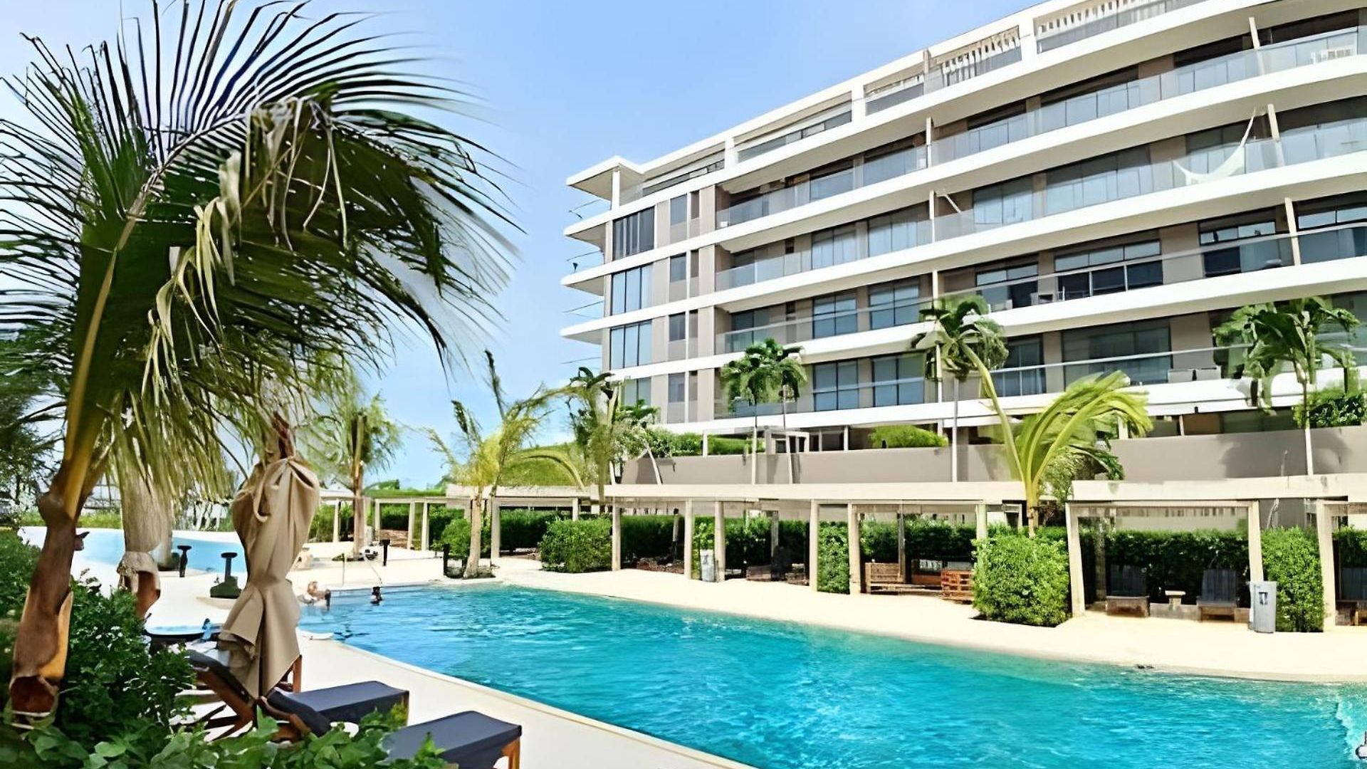Apartamento Lujoso, último Piso Con Salida Directa A La Playa