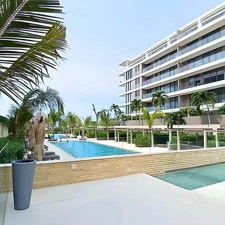 Apartamento Lujoso, último Piso Con Salida Directa A La Playa *