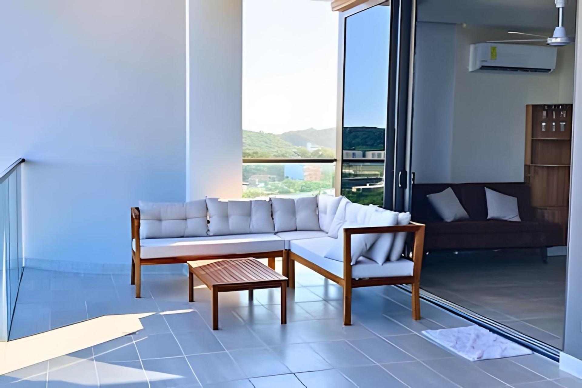 Lujoso, Ultimo Piso Con Salida Directa A La Playa Apartamento